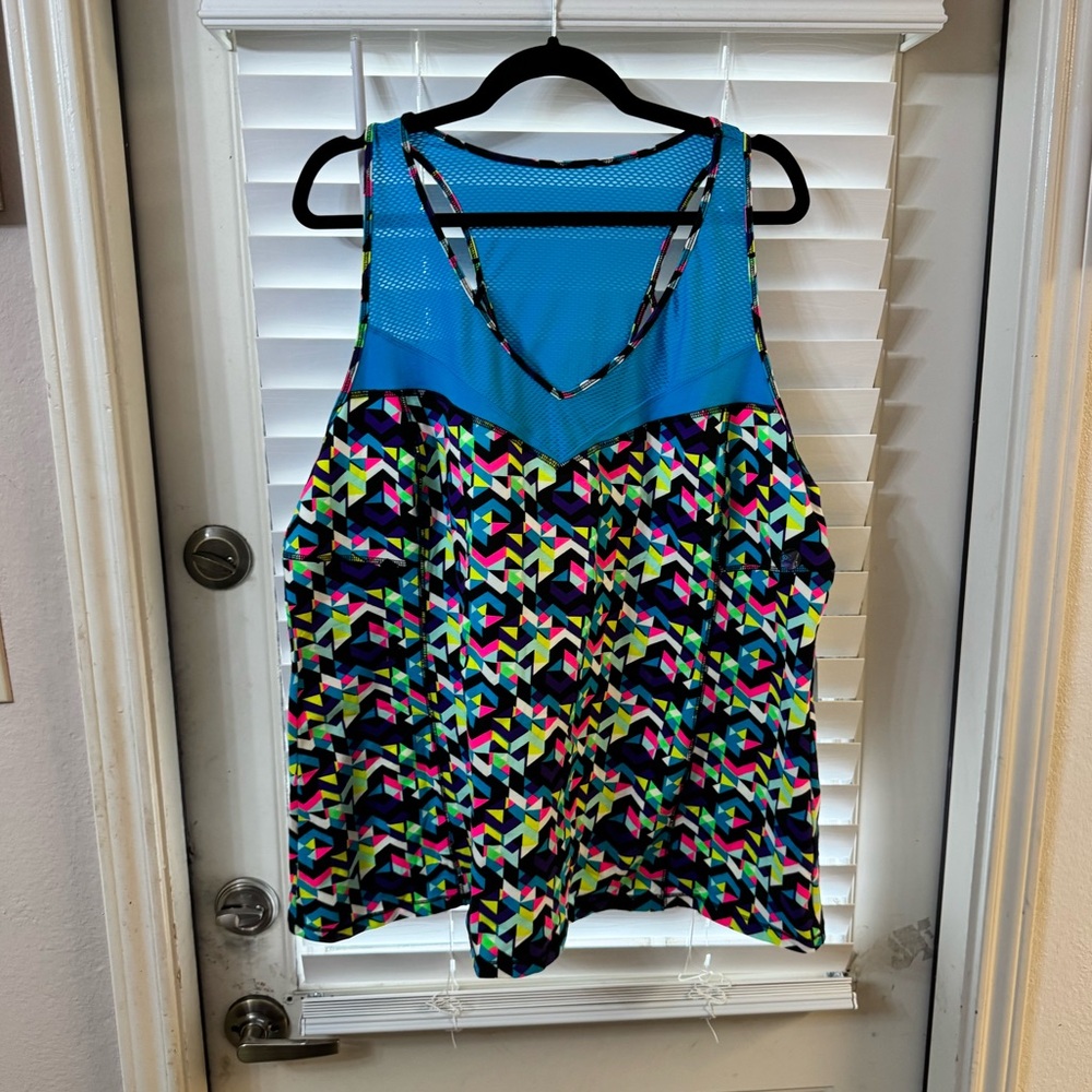 Livi Active Neon Blue Patterned Sleeveless Tank NWT***